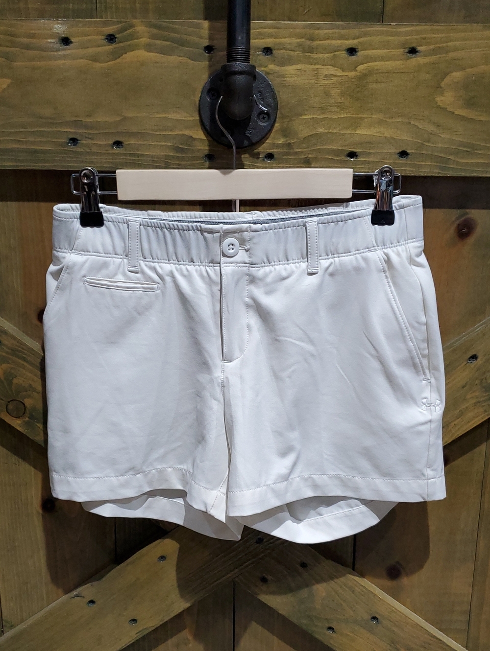 Under Armour White Women's Athletic Shorts Fitness Golf Yoga Spprts Lounge Spa